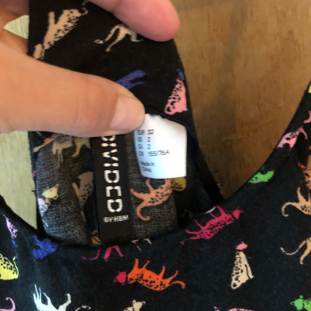 Tank top - Picture 2 of 3